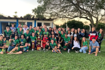 Equipe do Mangueirinha Futebol Clube vence a Copa dos Campeões 