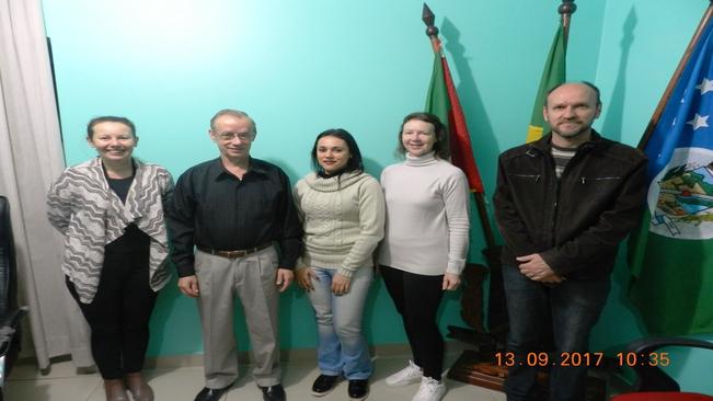 Professora de Língua Portuguesa toma posse