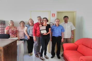 Secretaria de Educação e Cultura presta homenagem à servidora Ivani Boer