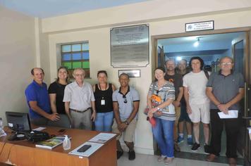 Placa que marca a aquisição do Prédio Próprio da Prefeitura é inaugurada