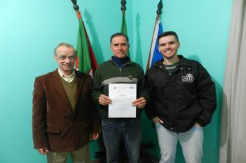 Prefeitura de Paraíso do Sul entrega 1º prêmio do Programa Nota Fiscal Gaúcha