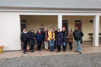 Conselheiros paraisenses visitam Abrigo Amor Perfeito em Agudo