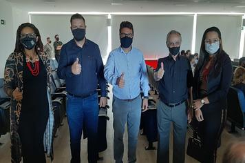 Prefeito Municipal Artur Ludwig participa de Reunião da AMCentro