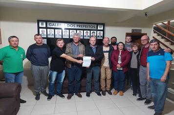 Dep. Afonso Motta destina emenda para aquisição de ambulância.