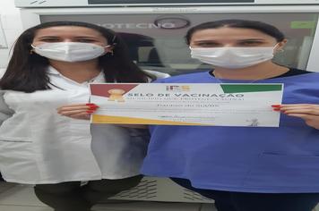 Selo de vacinação é entregue á Equipe de Imunizações da Secretaria de Saúde de Paraíso do Sul