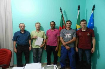 Prefeito Municipal dá posse a novo servidor em Paraíso do Sul