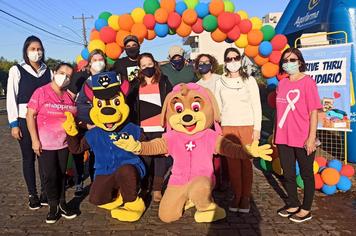 Drive Thru Solidário arrecadou agasalhos, alimentos e materiais de higiene em Paraíso do Sul