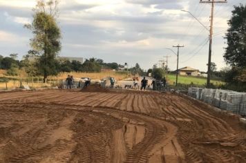 Reinício das obras do calçamento da Avenida 1º de Janeiro