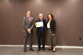 Entrega do Selo de Regularidade e Responsabilidade no Pagamento de Precatórios dos Municípios