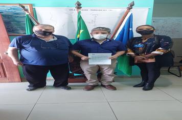 Médico clínico geral assina contrato com a prefeitura