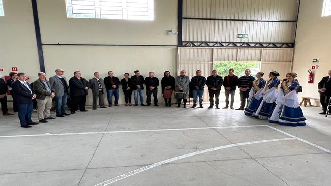 Foi Inaugurado Ginásio da Mangueirinha