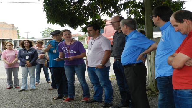 Feira agroecológica de Paraíso do Sul comemora um ano com inauguração de estrutura