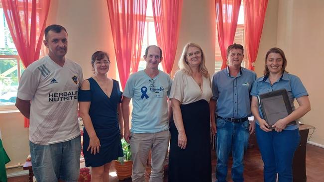 Etapa final do Projeto Hortas Escolares 2022 é realizada na Secretaria Municipal de Educação e Cultura