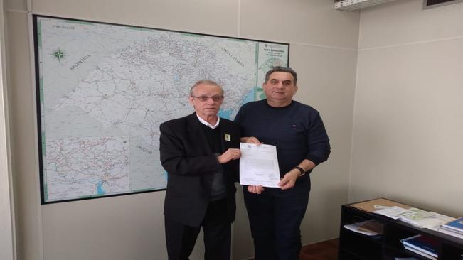 Prefeito é recebido pelo Secretário de Logística e Transporte do Estado