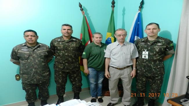 Prefeito Artur Ludwig recebe visita do PRM 003/005 de Santa Maria
