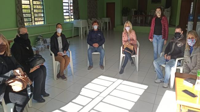 Rede de Proteção ao Suicídio de Paraíso do Sul recebe Rede de Apoio de Agudo para tratar sobre o tema