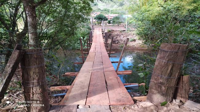 Construção de Rede de água e pinguela na Linha Patrícia está em andamento
