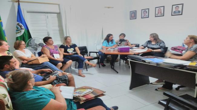 Secretaria de Educação de Paraíso do Sul promove reunião de Diretores