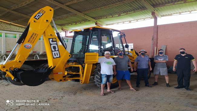 Entrega Técnica da nova Retroescavadeira ocorreu na sexta-feira, 26