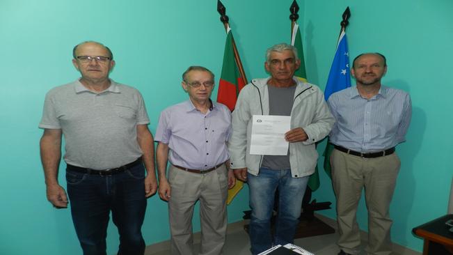 Novo Operador de Máquinas é empossado em Paraíso do Sul